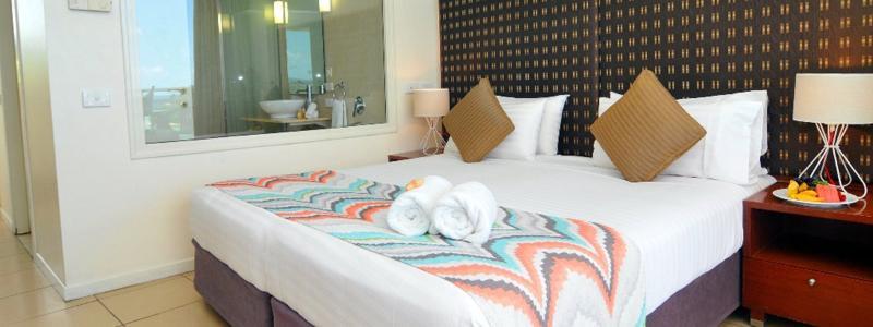 แกรนด์ โฮเต็ล แอนด์ คาสิโน Hotel พอร์ตวิลา ภายนอก รูปภาพ